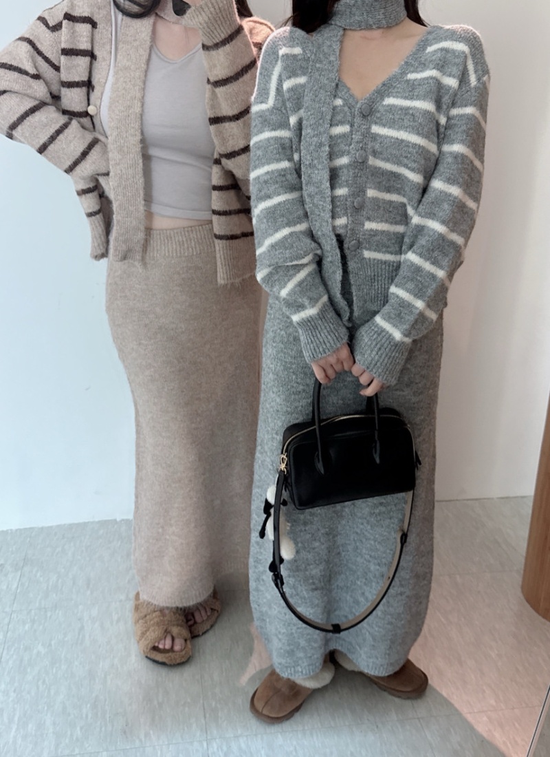 Lazy streamer skirt Korean style stripe sweater for women