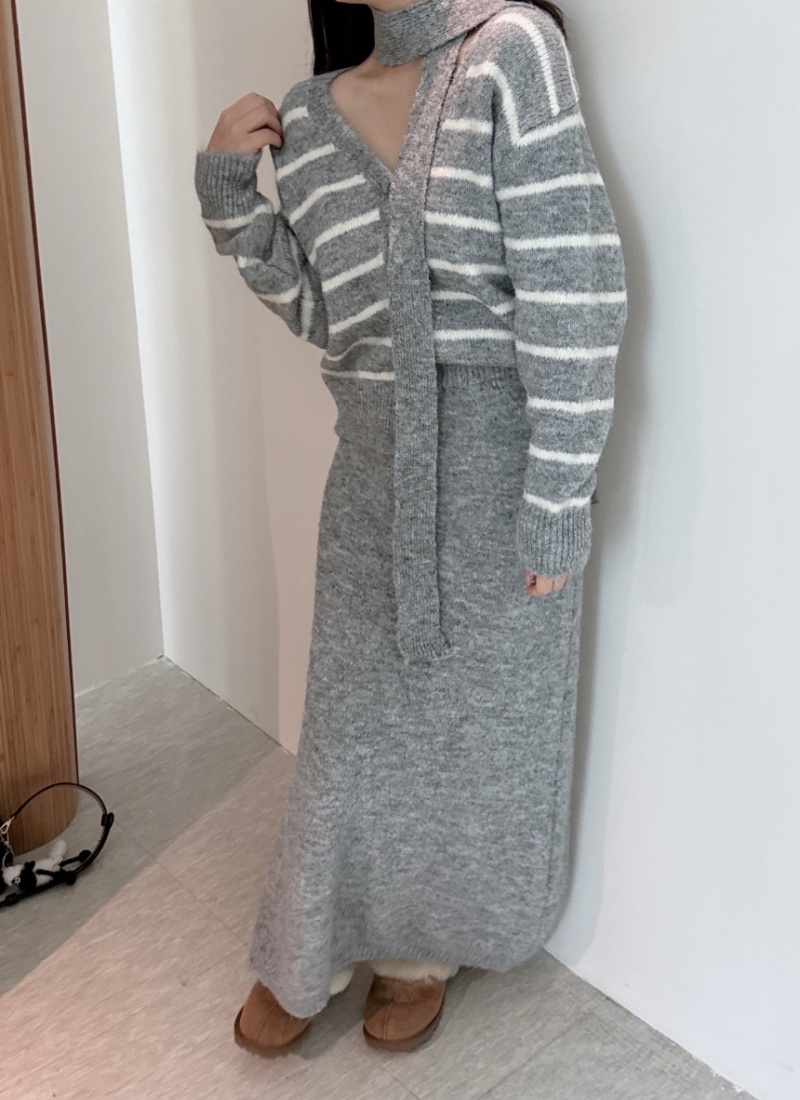 Lazy streamer skirt Korean style stripe sweater for women