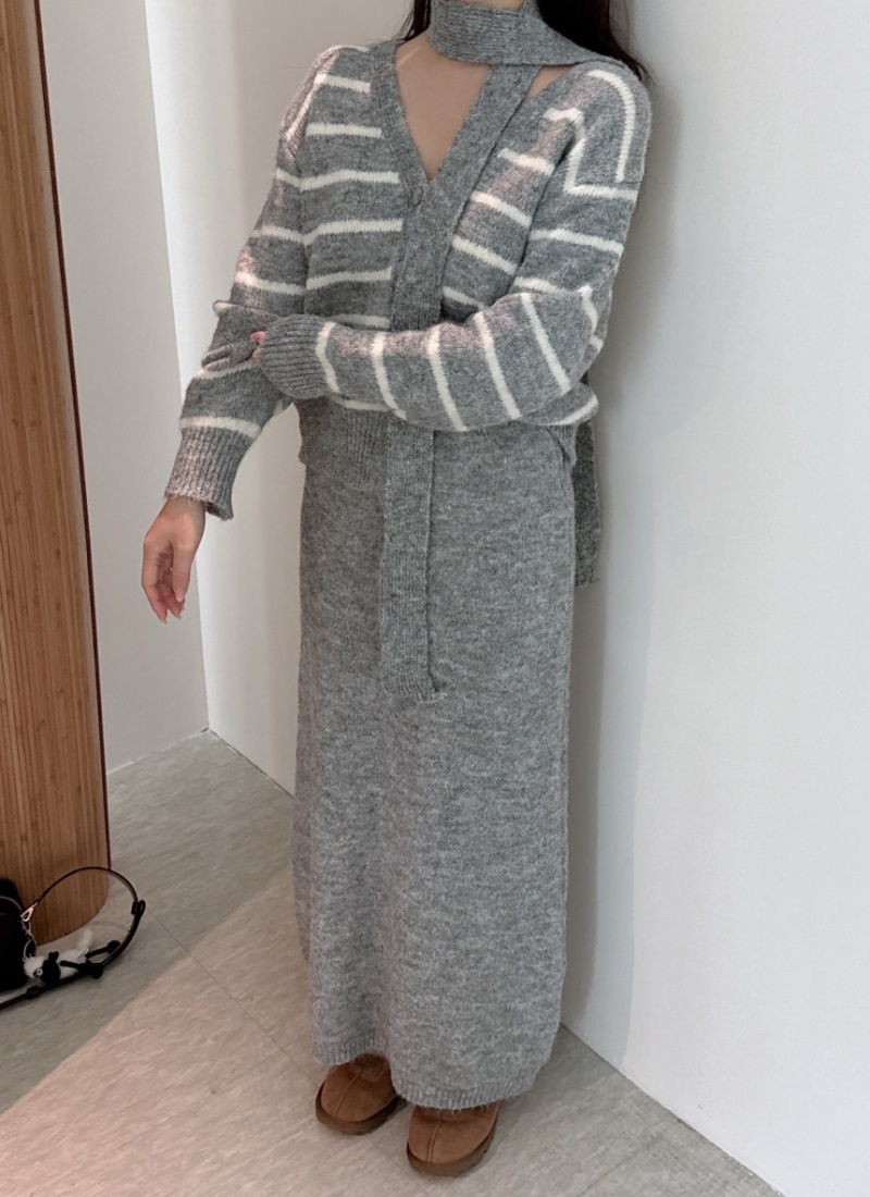 Lazy streamer skirt Korean style stripe sweater for women