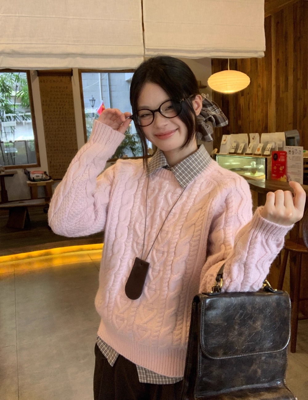 Winter pink loose sweater wears outside thick lazy tops