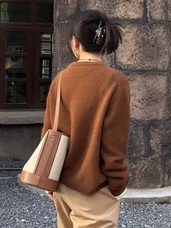 Loose pullover autumn and winter wool sweater