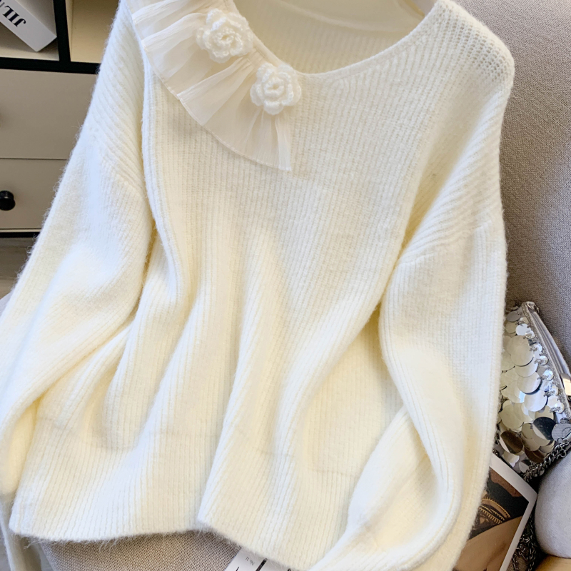 Hollow stereoscopic France style niche sweater