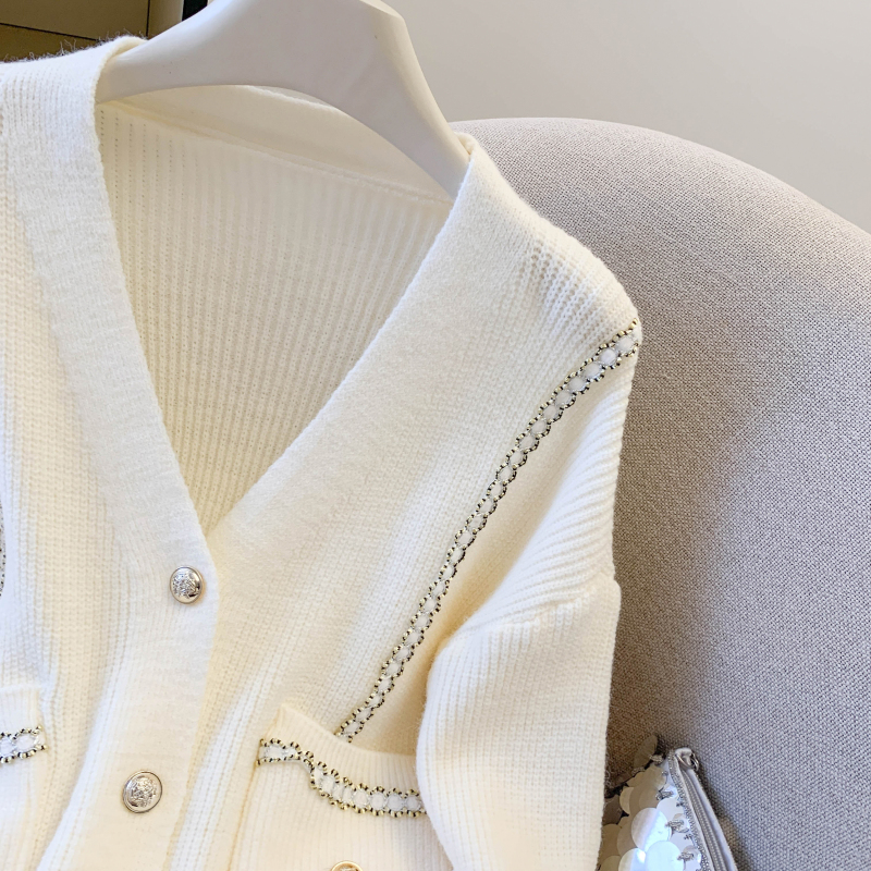 Loose autumn and winter cardigan V-neck retro sweater