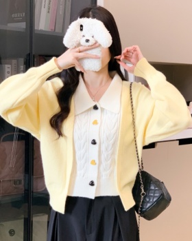 Loose knitted tender tops splice mixed colors Pseudo-two sweater