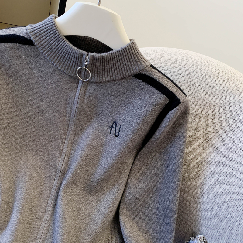 Embroidery zip cardigan thick bottoming shirt for women