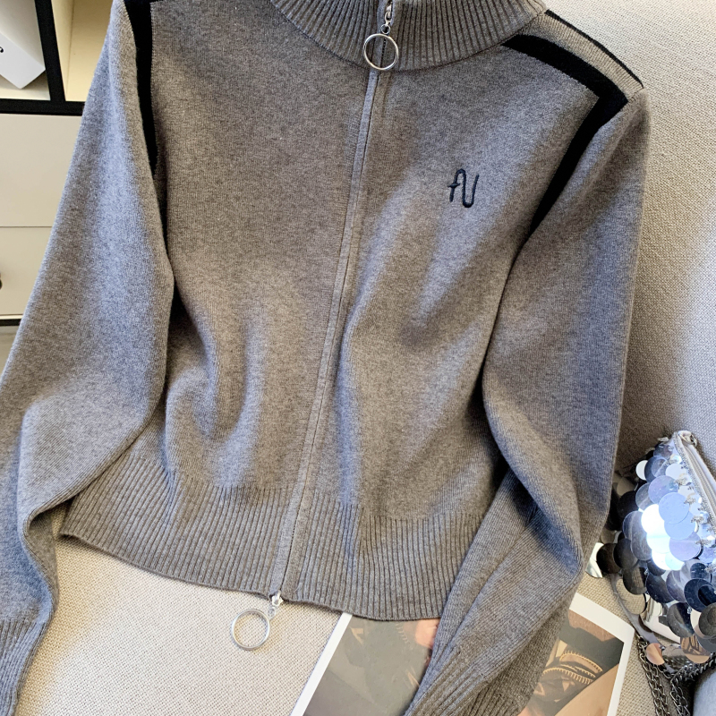 Embroidery zip cardigan thick bottoming shirt for women