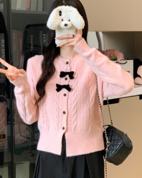 Temperament twist autumn and winter sweater for women