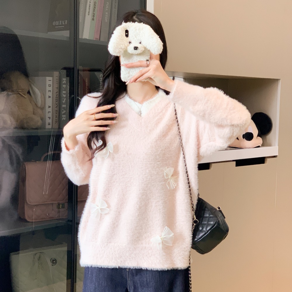 V-neck autumn and winter sweater bow tops for women