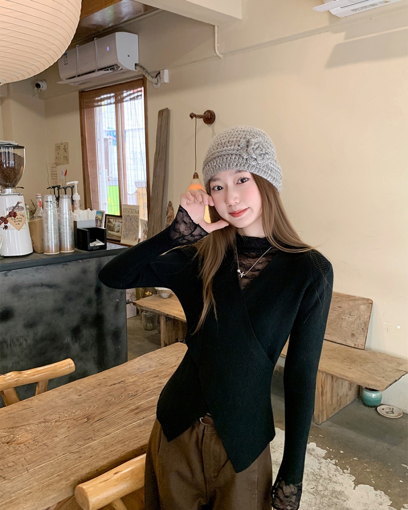 Autumn and winter enticement bottoming shirt lace tops