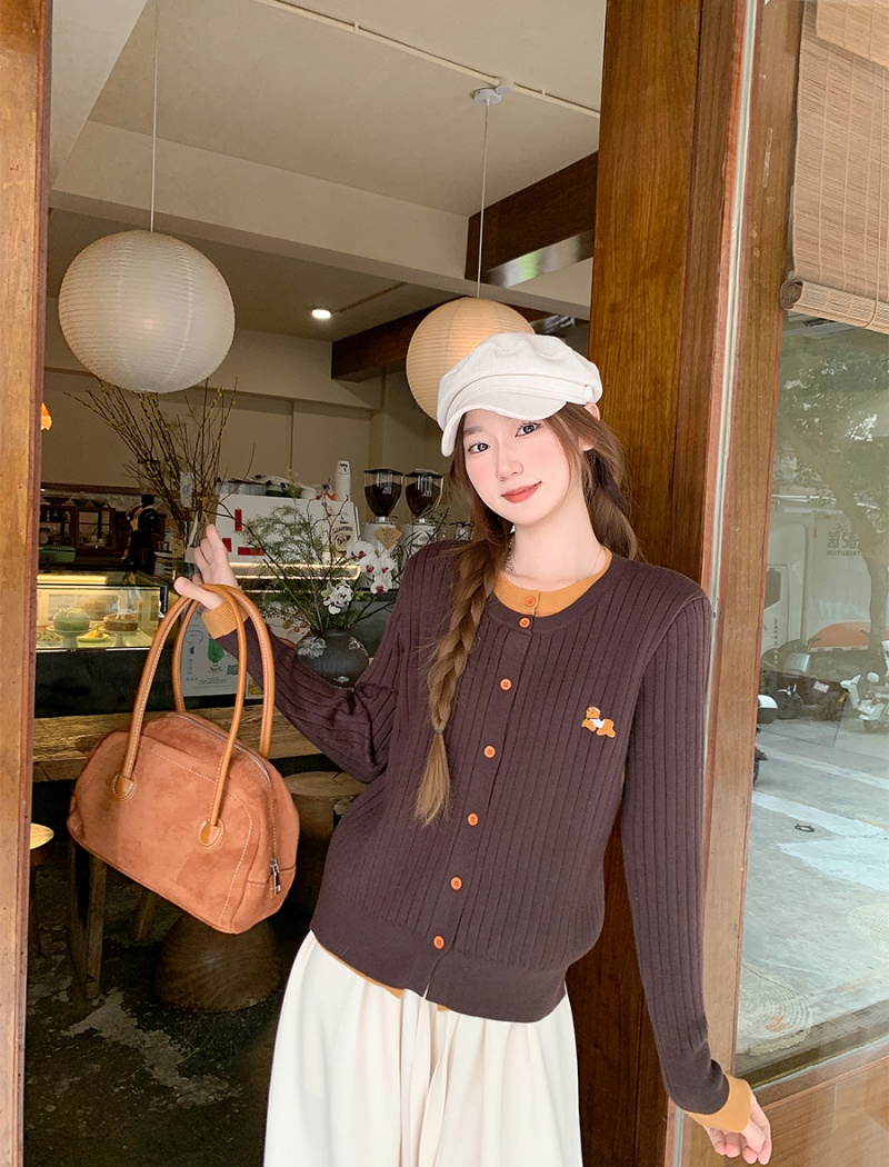 Round neck sweater mixed colors bottoming shirt for women