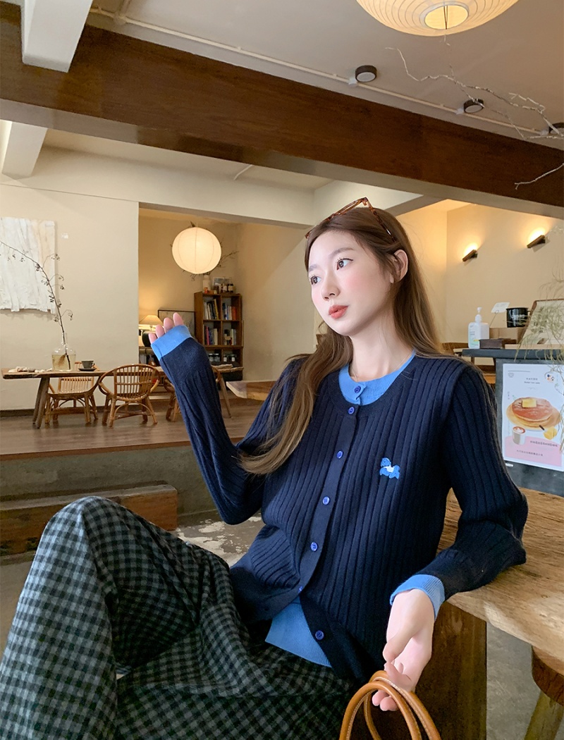 Round neck sweater mixed colors bottoming shirt for women