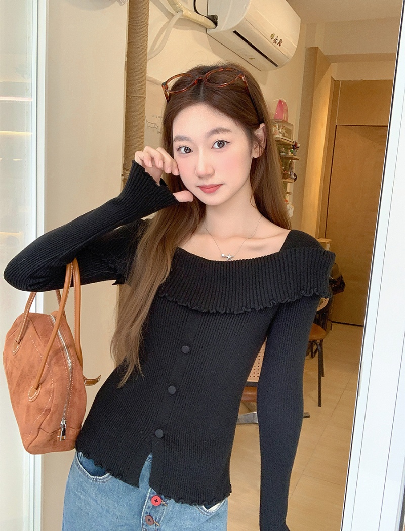 Horizontal collar tops bottoming shirt for women