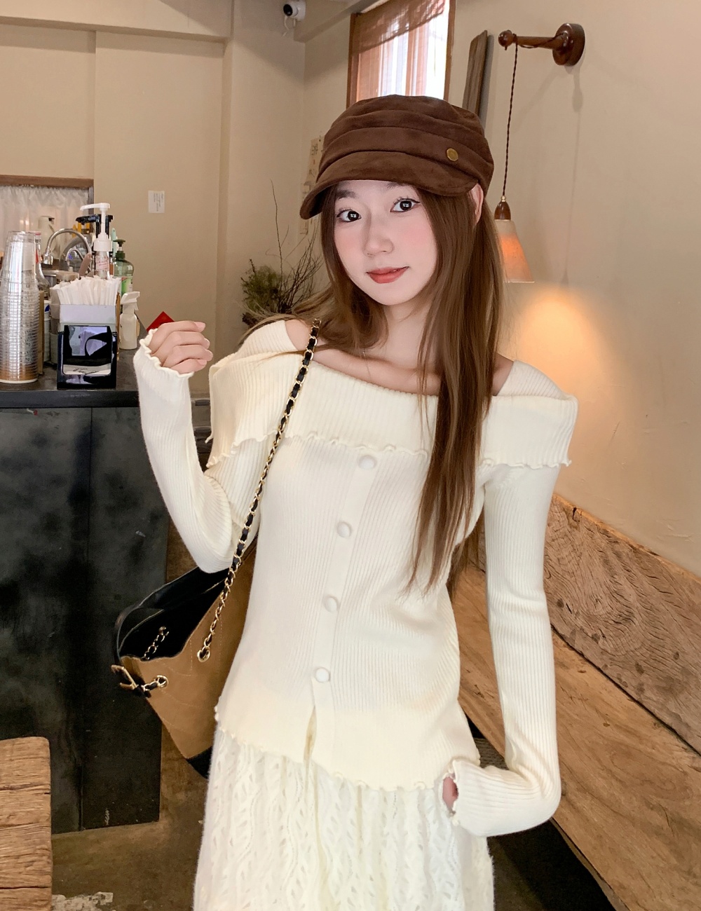 Horizontal collar tops bottoming shirt for women