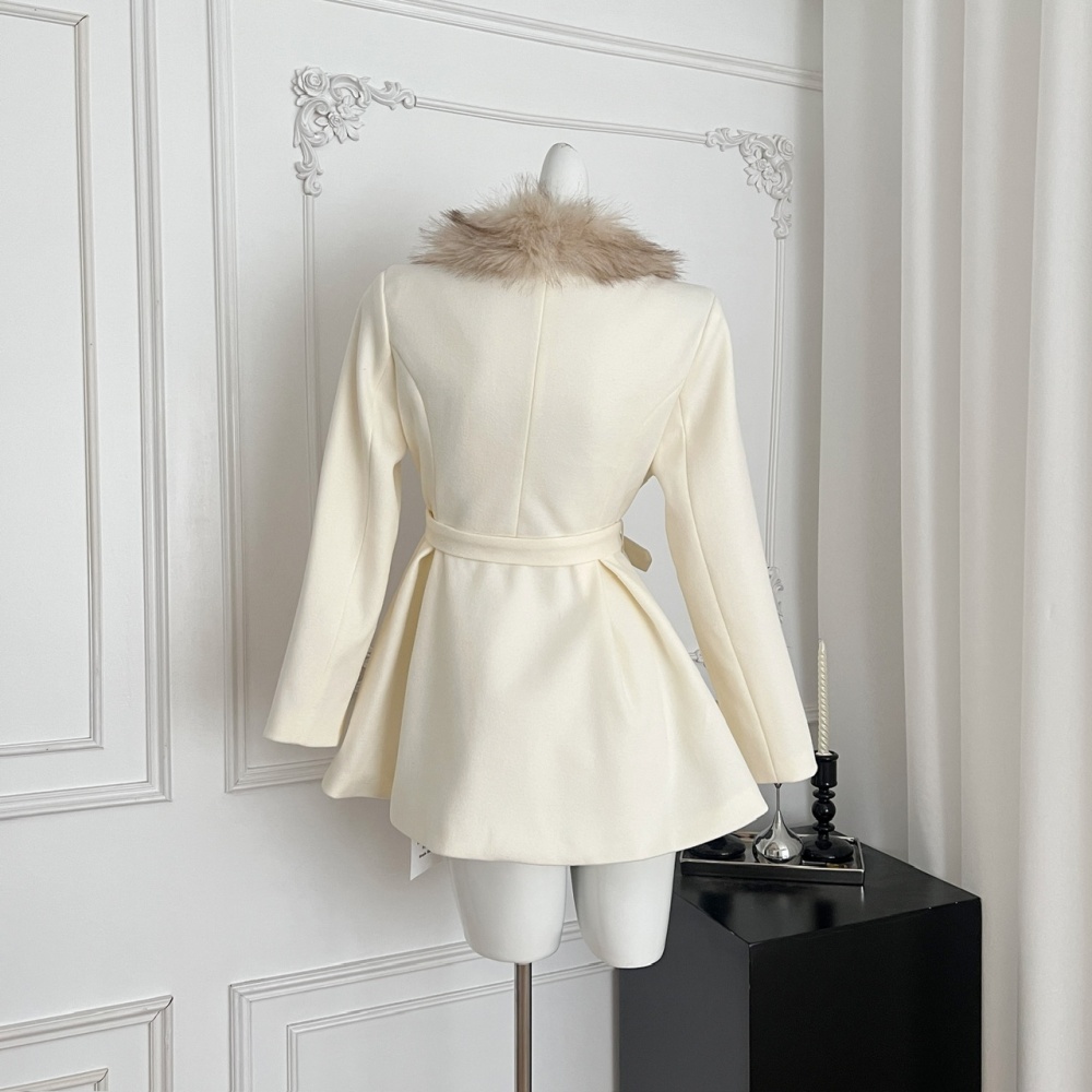 Woolen pinched waist overcoat faux fur white dress