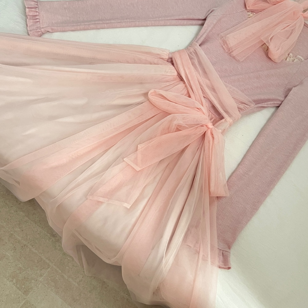 Long sleeve splice tender was white lady maiden dress