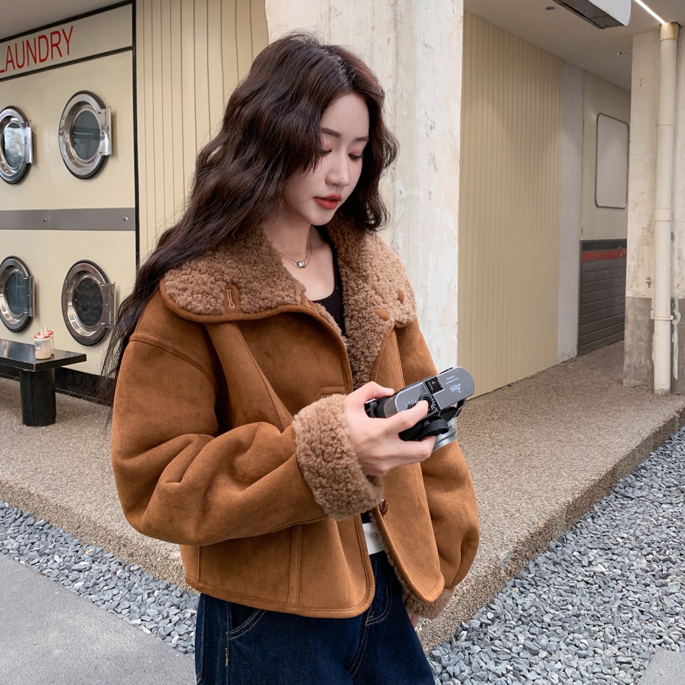 Winter elmo wear coat