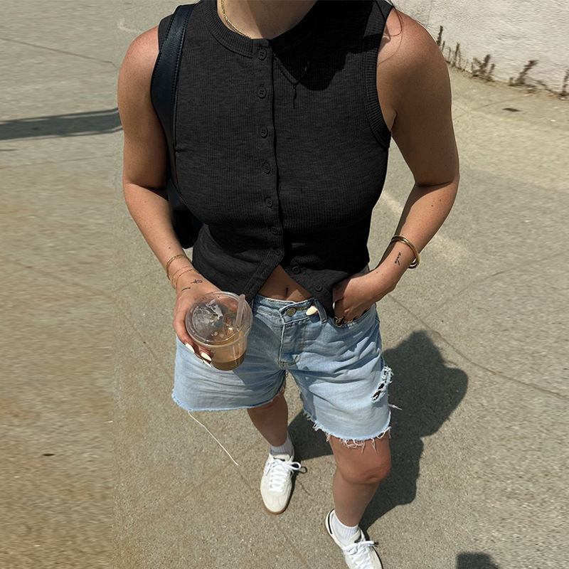 Fashion European style cardigan buckle knitted vest