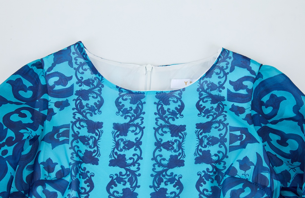 Long sleeve slim big skirt high waist round neck dress