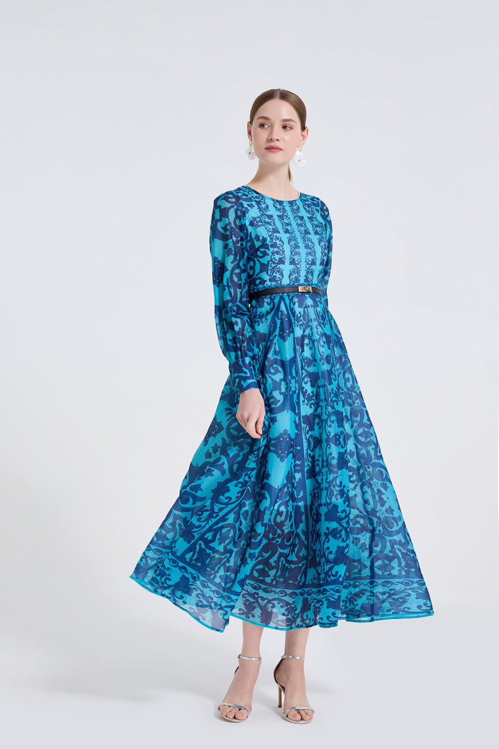 Long sleeve slim big skirt high waist round neck dress