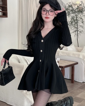 Black knitted T-back chanelstyle dress for women