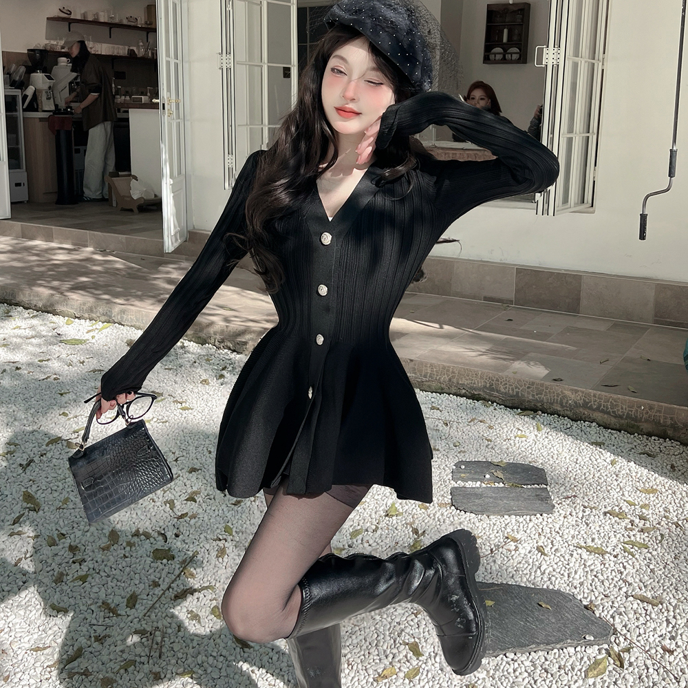 Black knitted T-back chanelstyle dress for women