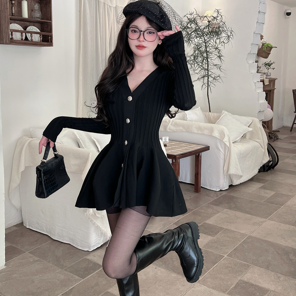 Black knitted T-back chanelstyle dress for women