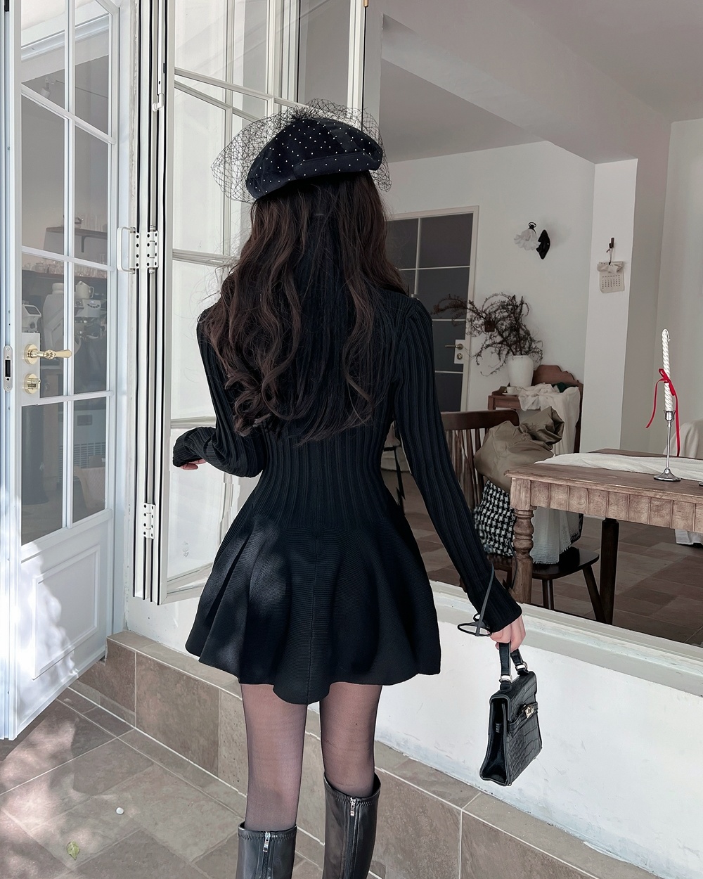 Black knitted T-back chanelstyle dress for women