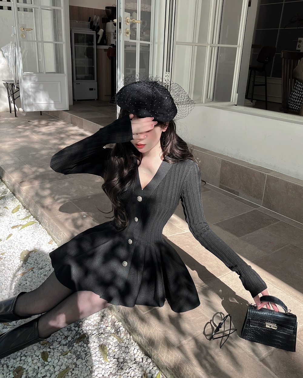 Black knitted T-back chanelstyle dress for women