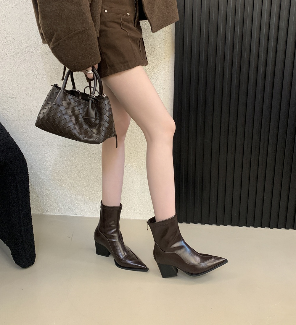 Plus velvet winter boots high-heeled thick half Boots for women