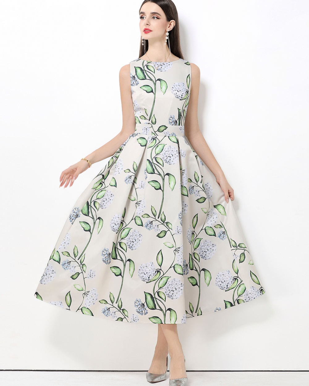 A-line clipping pinched waist stereoscopic dress