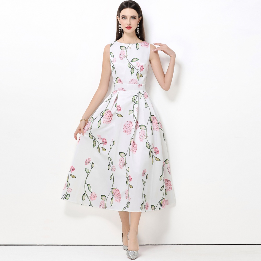 Sleeveless clipping stereoscopic dress