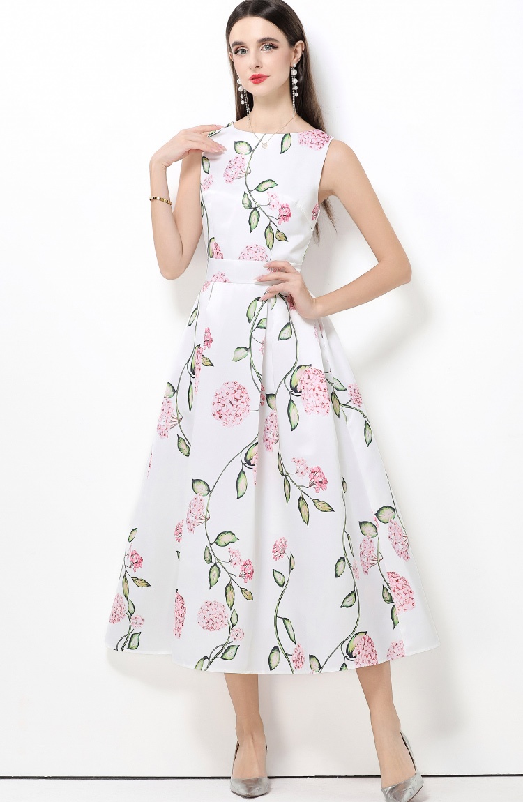 Sleeveless clipping stereoscopic dress