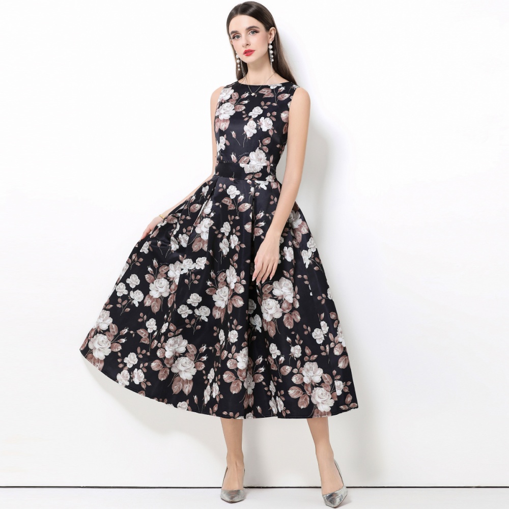 Sleeveless stereoscopic high waist clipping pinched waist dress