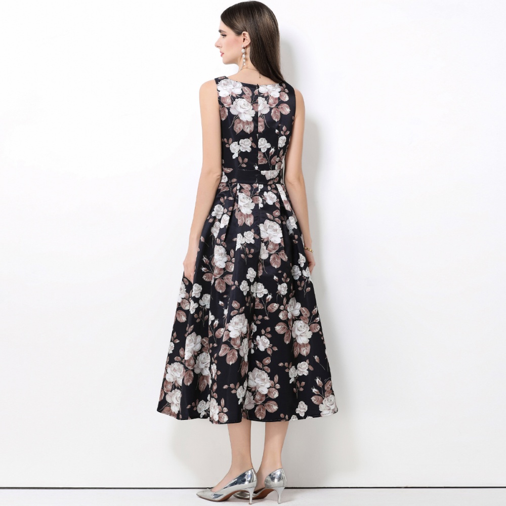 Sleeveless stereoscopic high waist clipping pinched waist dress