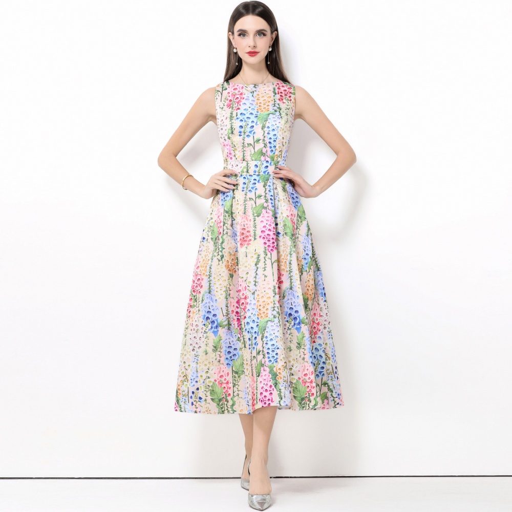 Sleeveless pinched waist A-line stereoscopic clipping dress