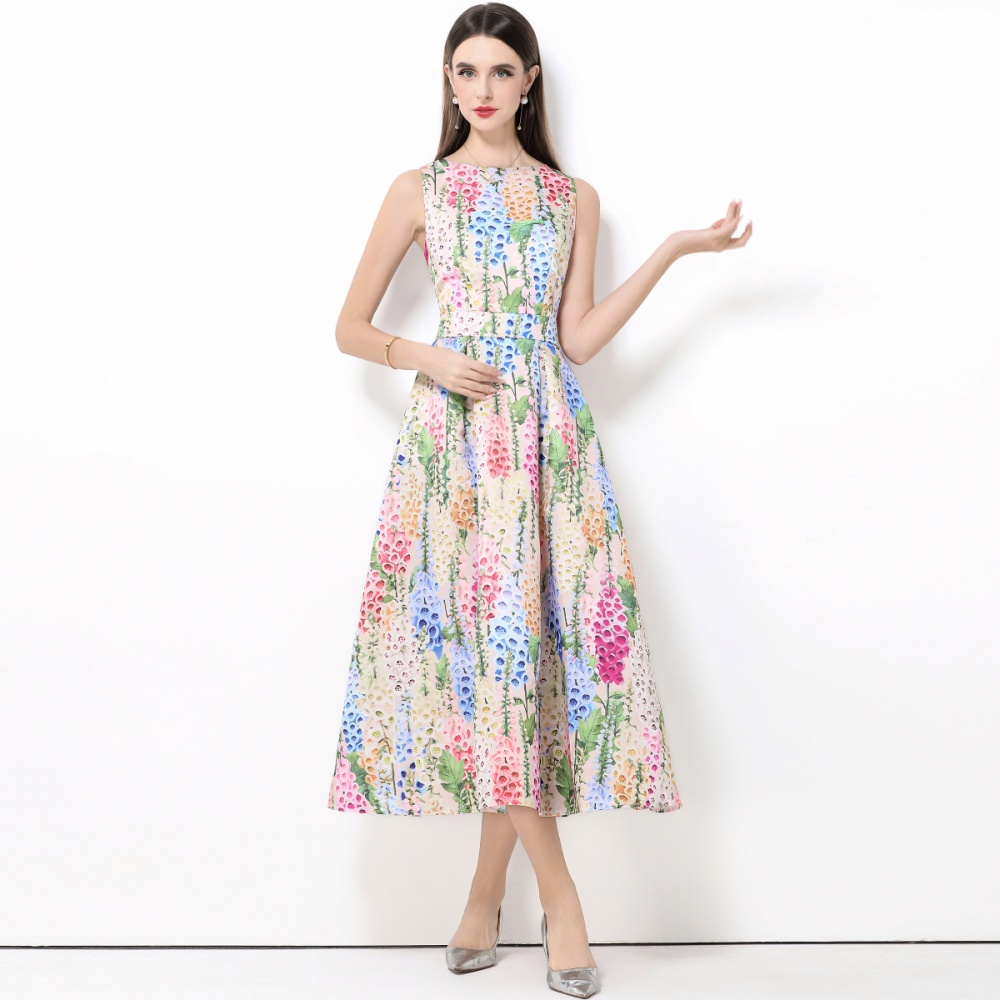 Sleeveless pinched waist A-line stereoscopic clipping dress