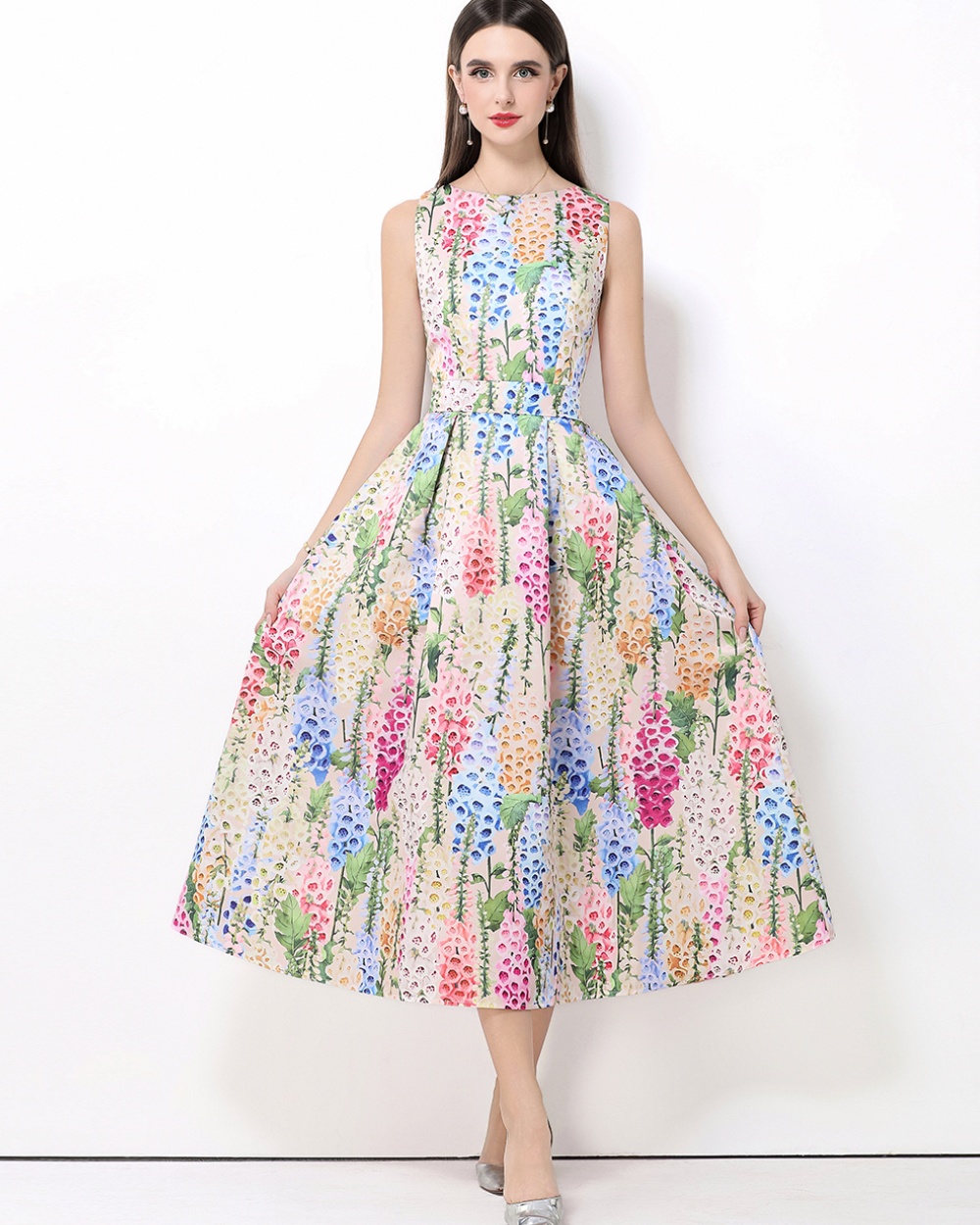 Sleeveless pinched waist A-line stereoscopic clipping dress