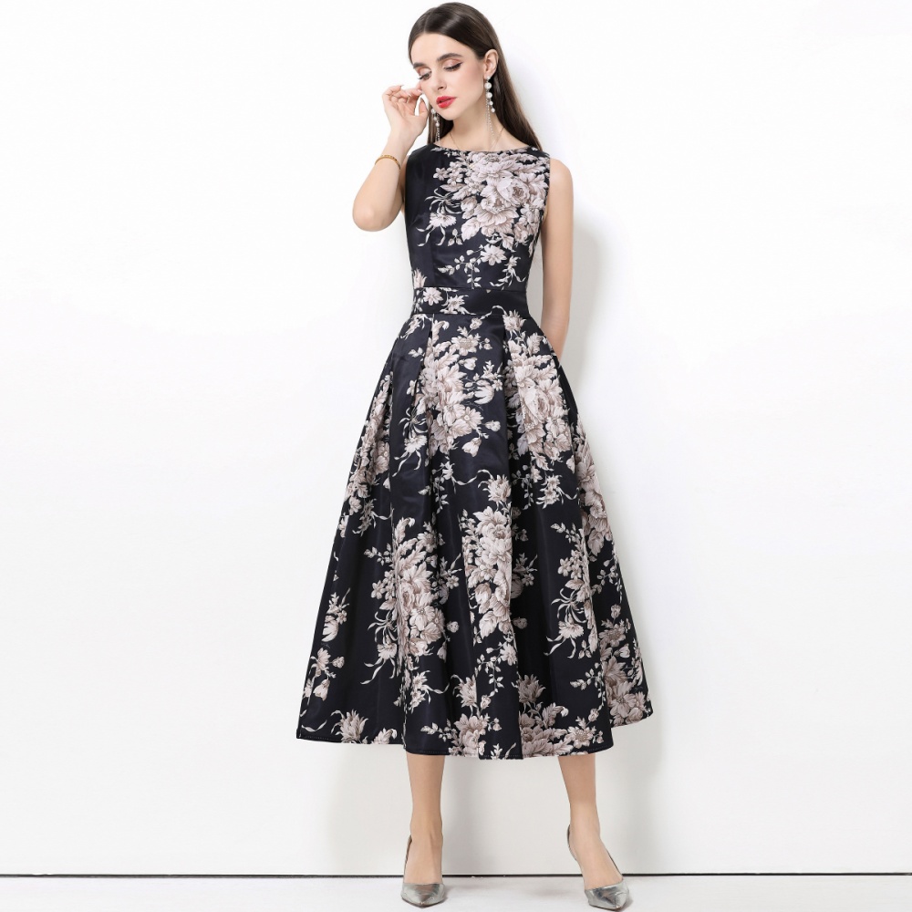 Sleeveless high waist pinched waist A-line dress