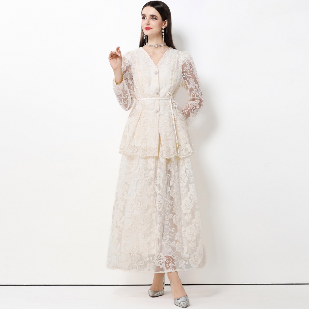 Embroidery dress long skirt a set