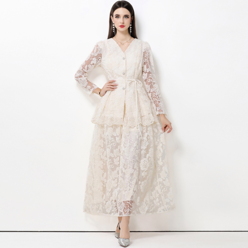 Embroidery dress long skirt a set