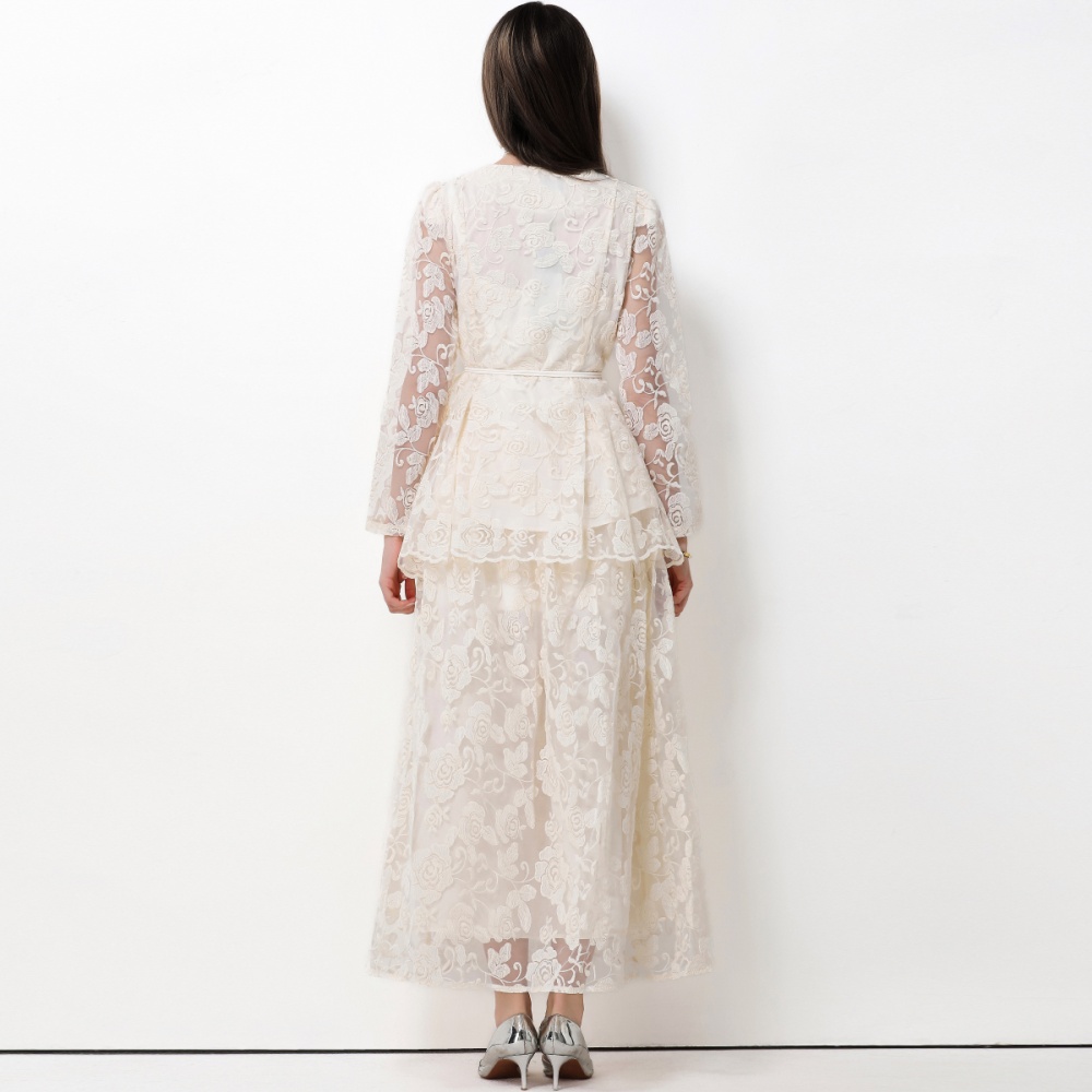 Embroidery dress long skirt a set