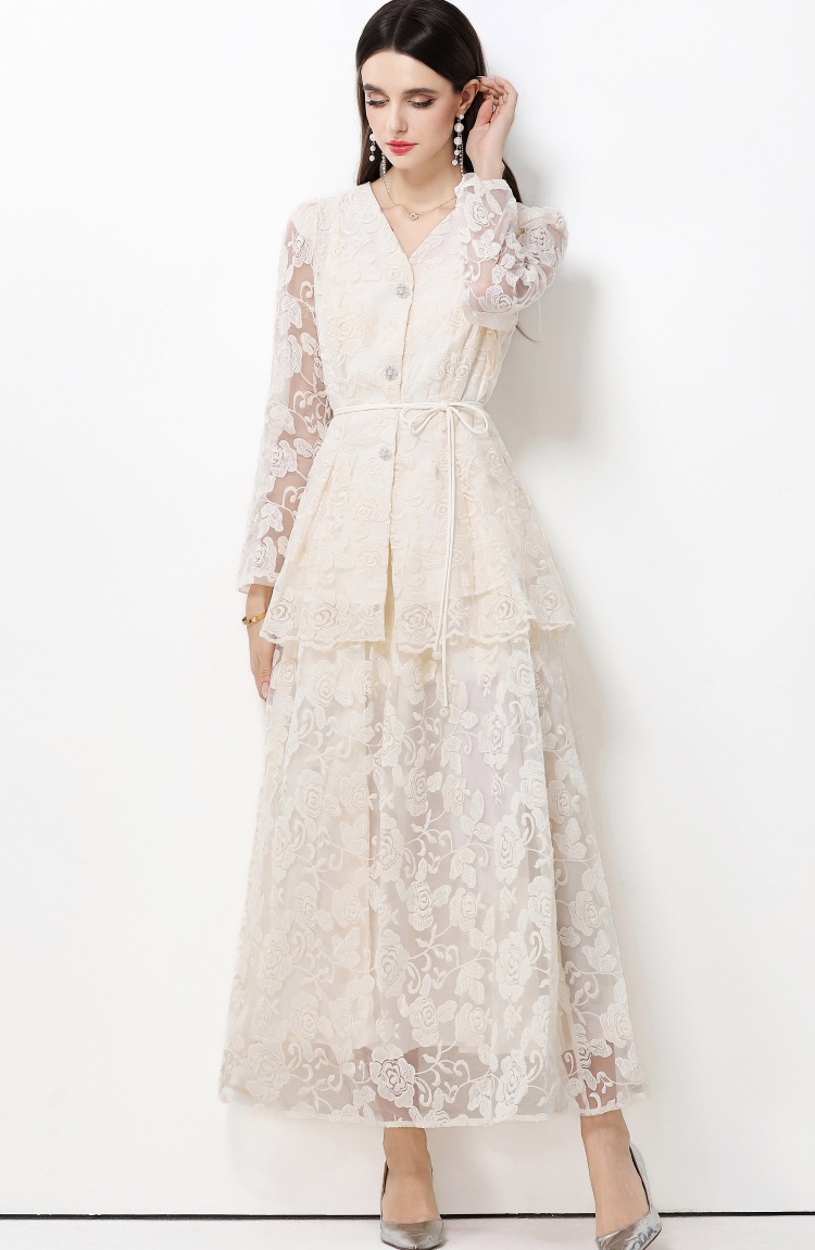 Embroidery dress long skirt a set