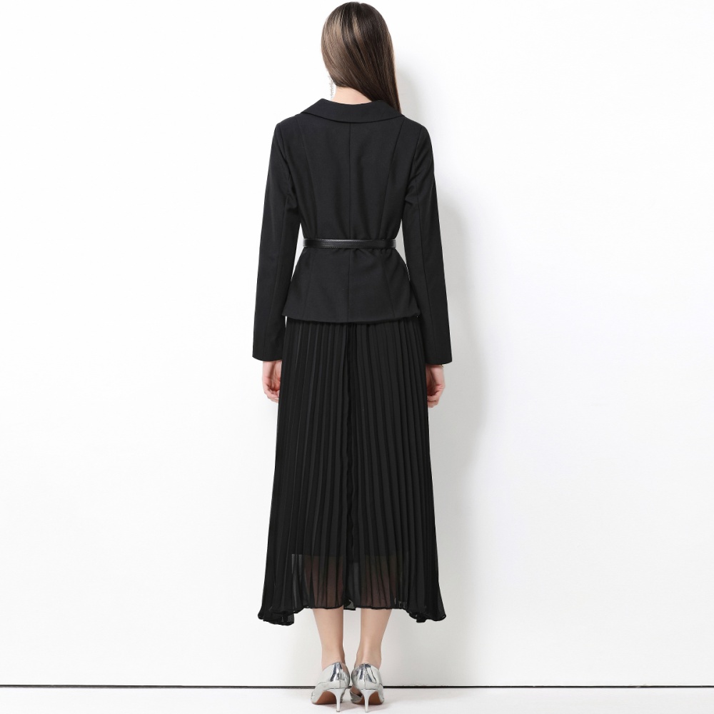Long sleeve black lapel Pseudo-two splice dress