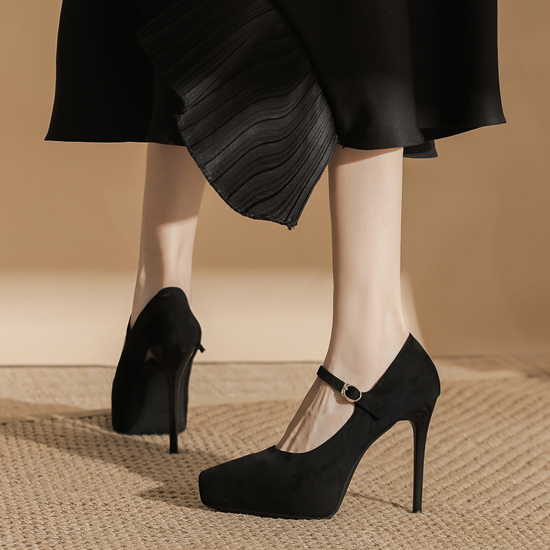 Low pointed platform fine-root high-heeled shoes