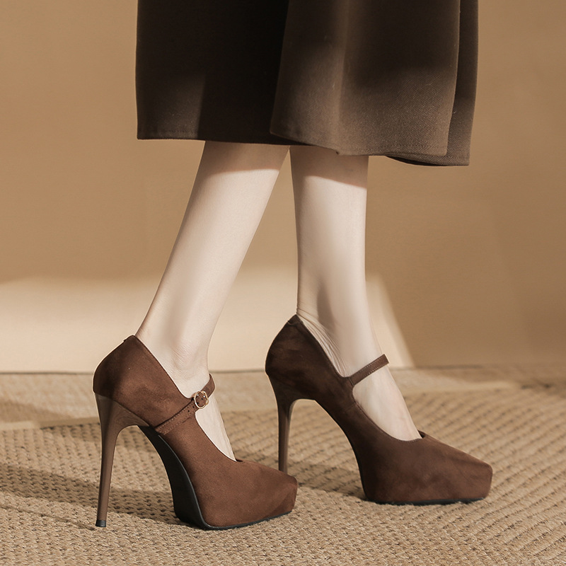 Low pointed platform fine-root high-heeled shoes