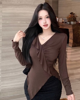 Temperament niche fashion fold V-neck T-shirt