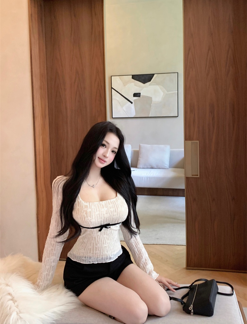 Slim long sleeve shirts with chest pad tops for women