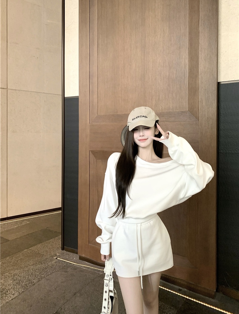 Sloping shoulder niche hoodie strapless tops for women