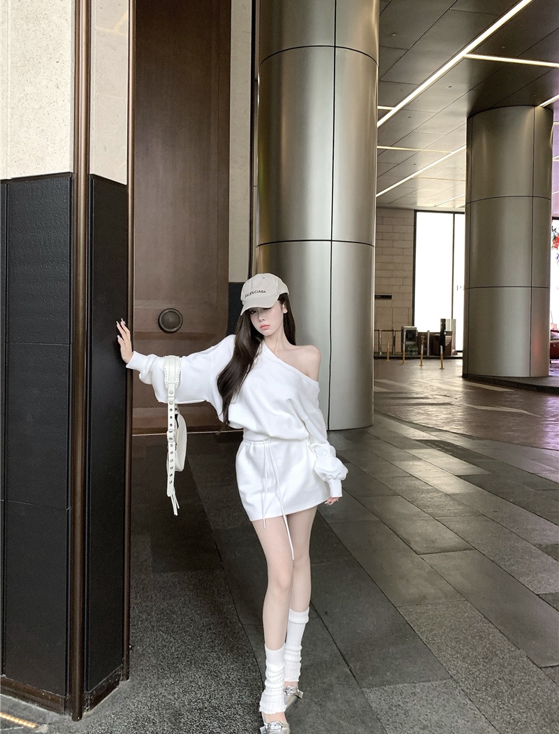 Sloping shoulder niche hoodie strapless tops for women