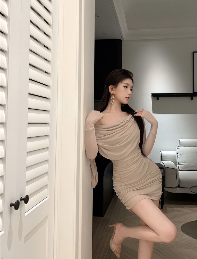 Fold irregular package hip chiffon long sleeve dress